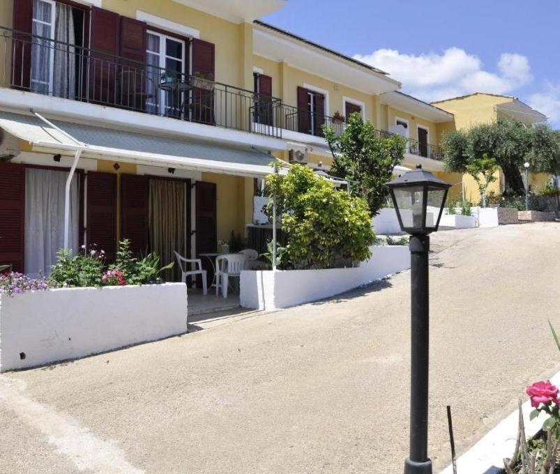 Braziliana Apartments 다시아 외부 사진